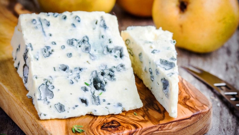 Швейцарский голубой сыр Блюшатель: рецепт приготовления